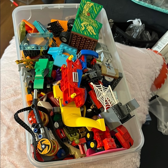 LEGO Assorted Building Blocks Set - Multicolor - Picture 5 of 5